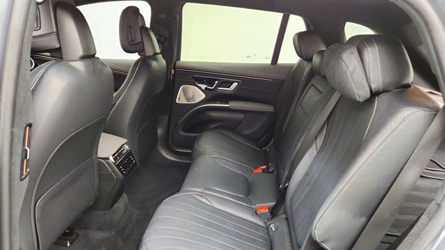 2023 Mercedes-Benz EQS EQS 580 4MATIC SUV w/ Winter & Acoustic Comfort Pkg - 23048170 - 19