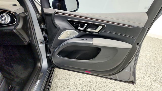 2023 Mercedes-Benz EQS EQS 580 4MATIC SUV w/ Winter & Acoustic Comfort Pkg - 23048170 - 24