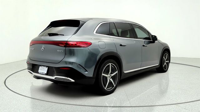2023 Mercedes-Benz EQS EQS 580 4MATIC SUV w/ Winter & Acoustic Comfort Pkg - 23048170 - 4