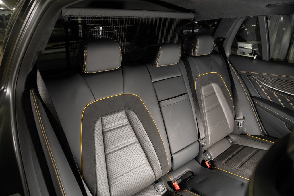 Mercedes-Benz E 63 photo 36