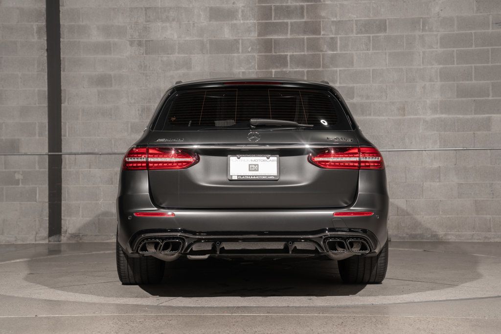 Mercedes-Benz E 63 photo 7