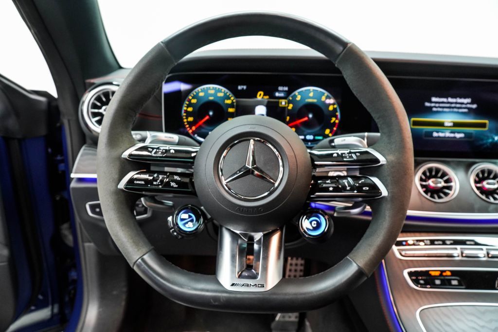 Mercedes-Benz E-Class photo 23