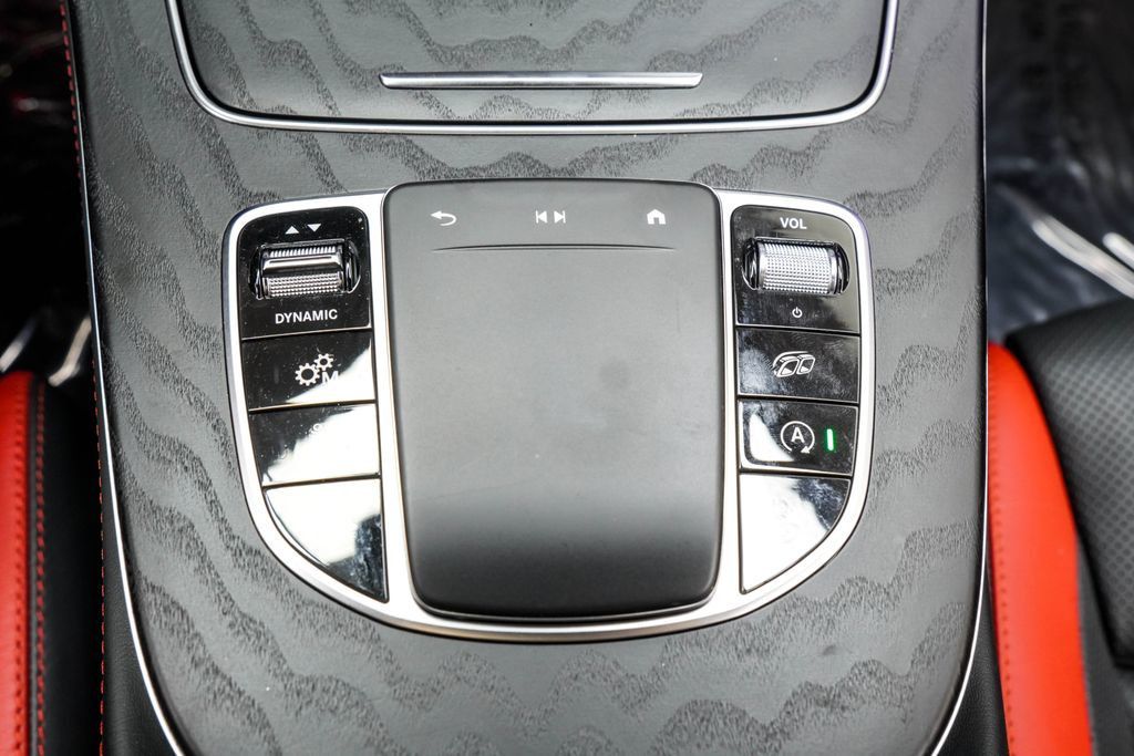 Mercedes-Benz E-Class photo 24