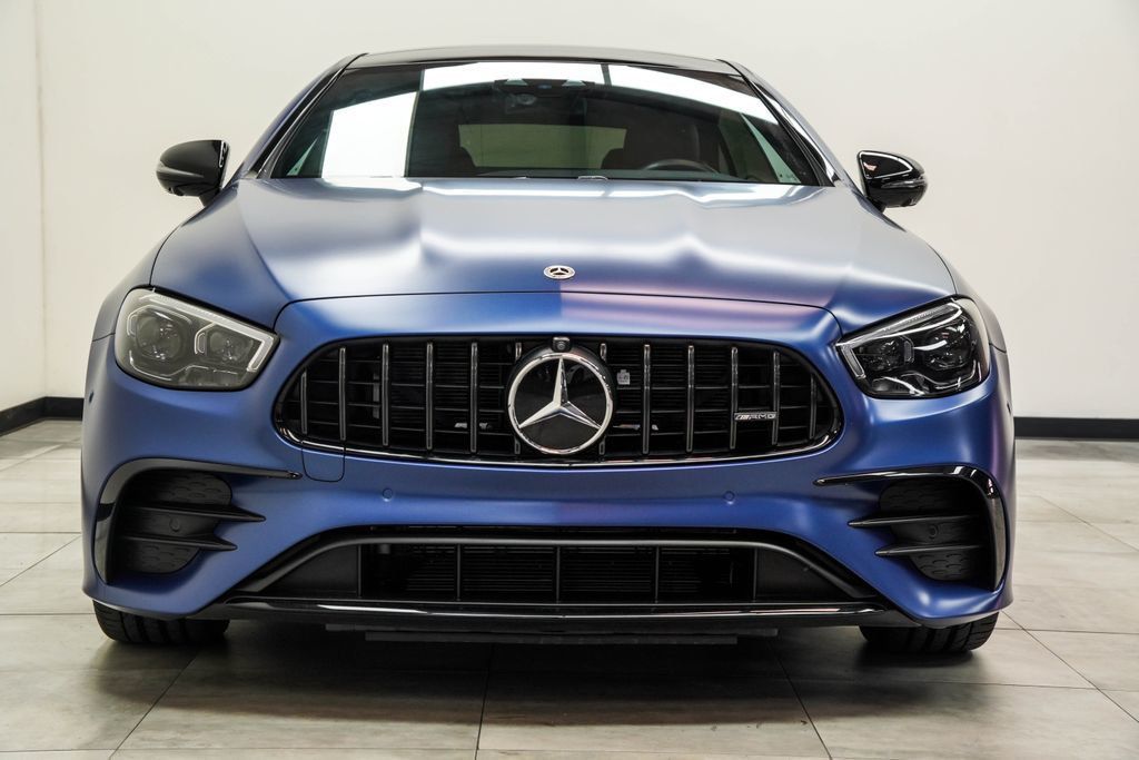 Mercedes-Benz E-Class photo 7