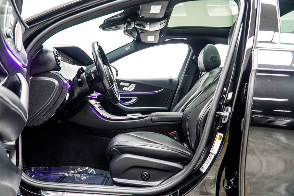 Mercedes-Benz E-Class photo 39