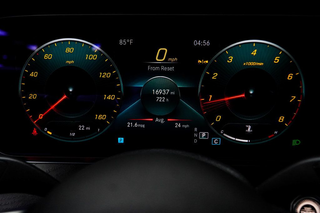 Mercedes-Benz E-Class photo 37