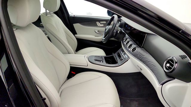 2023 Mercedes-Benz E-Class E 450 4MATIC Sedan - 23082804 - 22
