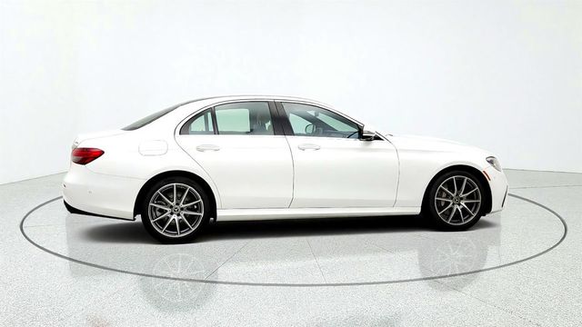 2023 Mercedes-Benz E-Class E 450 4MATIC Sedan w/ Premium Pkg & Panorama Roof - 23075676 - 3
