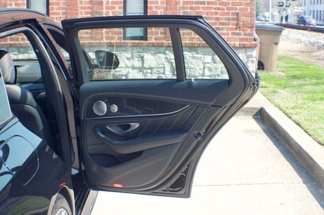 2023 Mercedes-Benz E-Class MSRP$133650/E-63S/4MATIC/DriverAssistancePkg/AMGNightPkg/NAV - 22997482 - 51