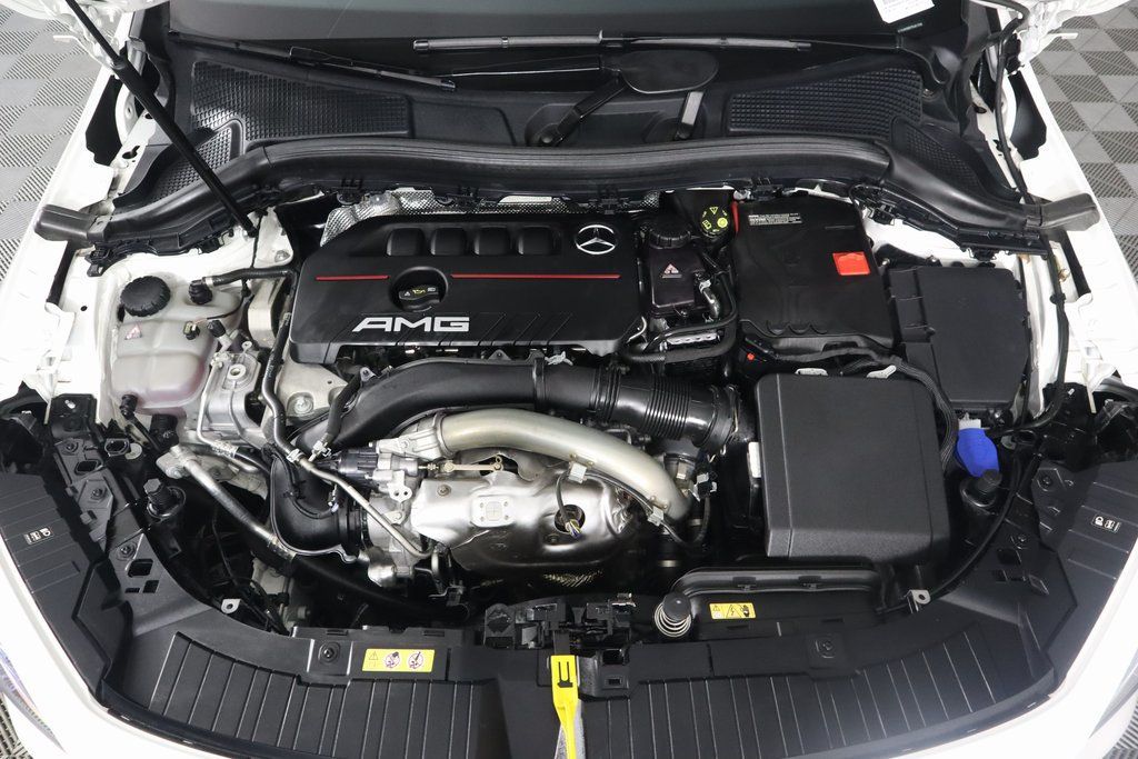 What are the powertrain specs of the 2023 Mercedes-AMG GLA 35? - Mercedes- Benz of Arrowhead