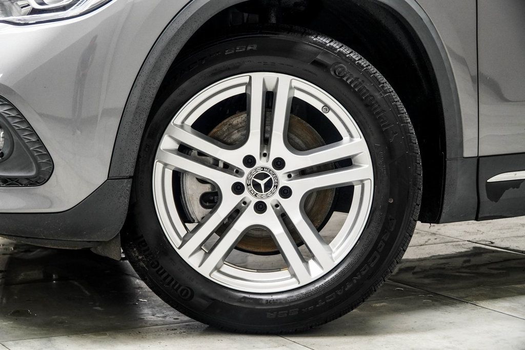 2023 Mercedes Benz GLA 250 4MATIC photo 3