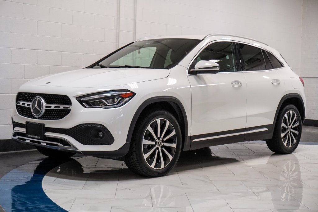 2023 Mercedes Benz GLA 250 photo 2