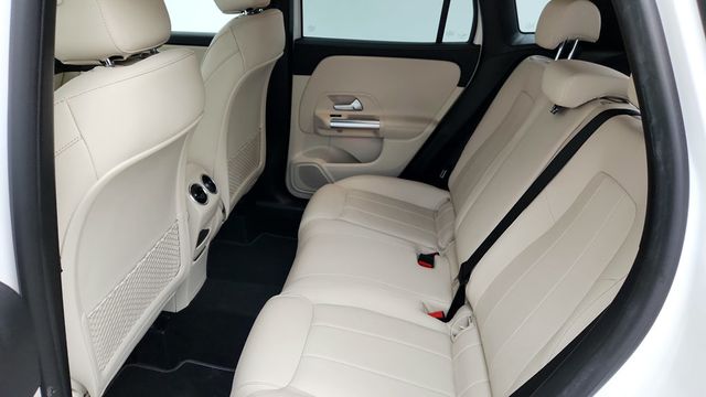 2023 Mercedes-Benz GLA GLA 250 SUV with Premium Package, 19in Wheels & Illuminated Star - 22945924 - 19