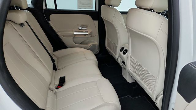 2023 Mercedes-Benz GLA GLA 250 SUV with Premium Package, 19in Wheels & Illuminated Star - 22945924 - 21