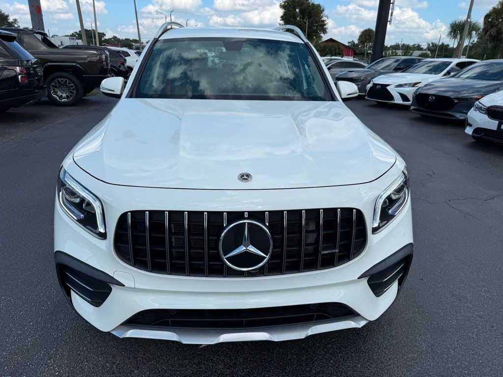 2023 Mercedes Benz GLB AMG 35 4MATIC photo 2