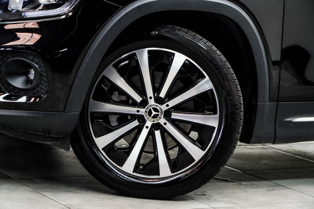 2023 Mercedes Benz GLB 250 4MATIC photo 3