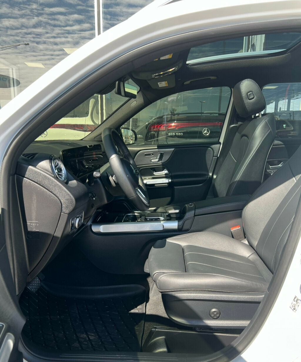 2023 Mercedes-Benz GLB GLB 250 4MATIC SUV - 22999261 - 13