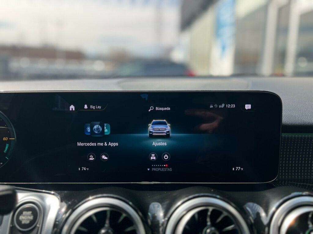 2023 Mercedes-Benz GLB GLB 250 4MATIC SUV - 22999261 - 24