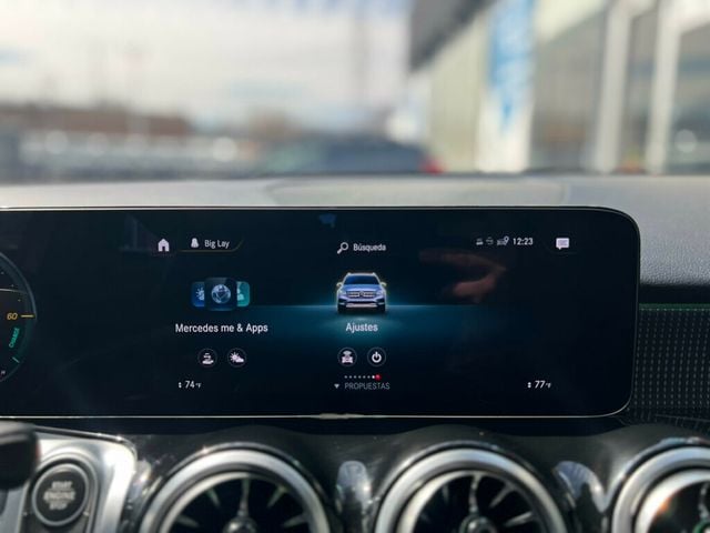 2023 Mercedes-Benz GLB GLB 250 4MATIC SUV - 22999261 - 24
