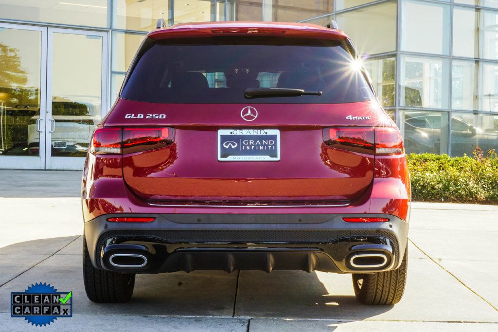 Mercedes-Benz GLB GLB 250 photo 12