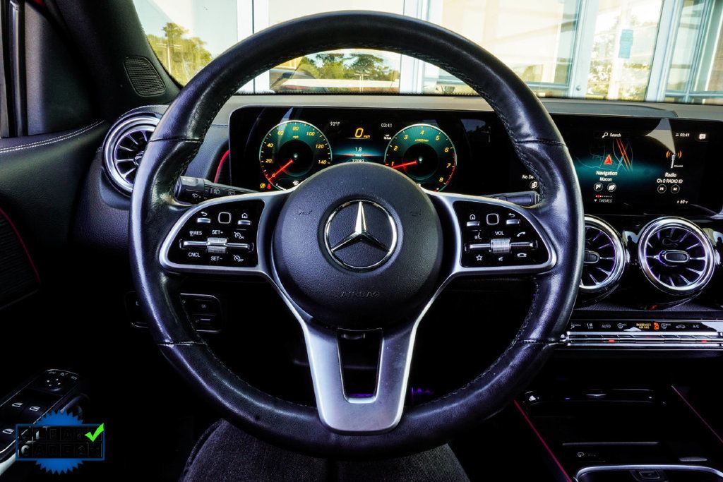 Mercedes-Benz GLB GLB 250 photo 16