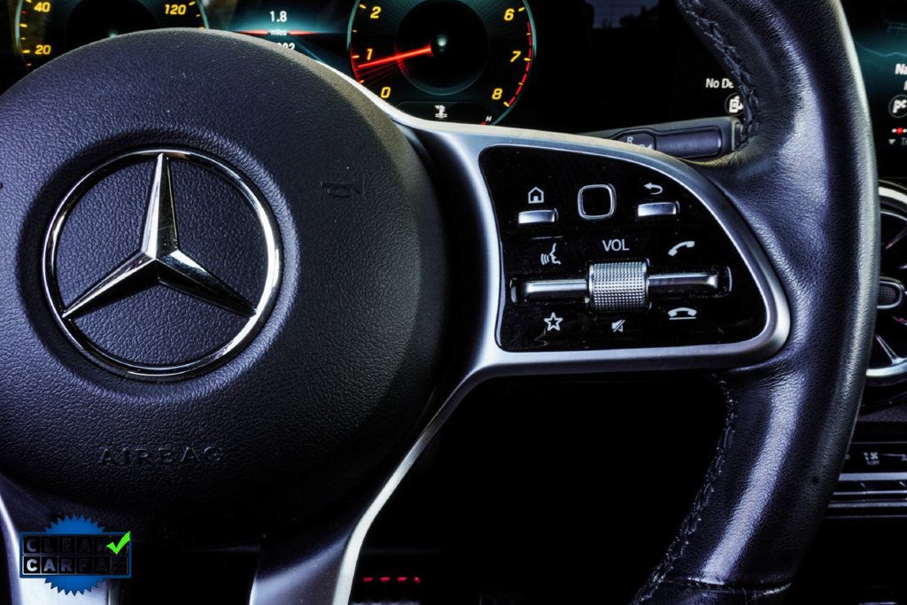 Mercedes-Benz GLB GLB 250 photo 31