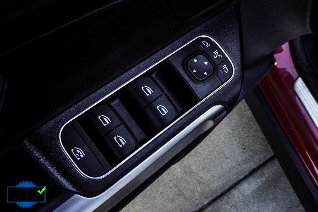 Mercedes-Benz GLB GLB 250 photo 35
