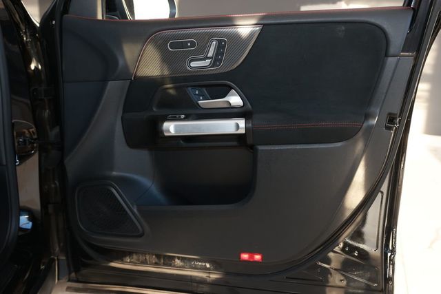 2023 Mercedes-Benz GLB GLB 250 4MATIC SUV - 22982209 - 17