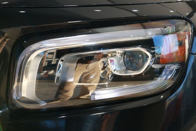 2023 Mercedes-Benz GLB GLB 250 4MATIC SUV - 22982209 - 44