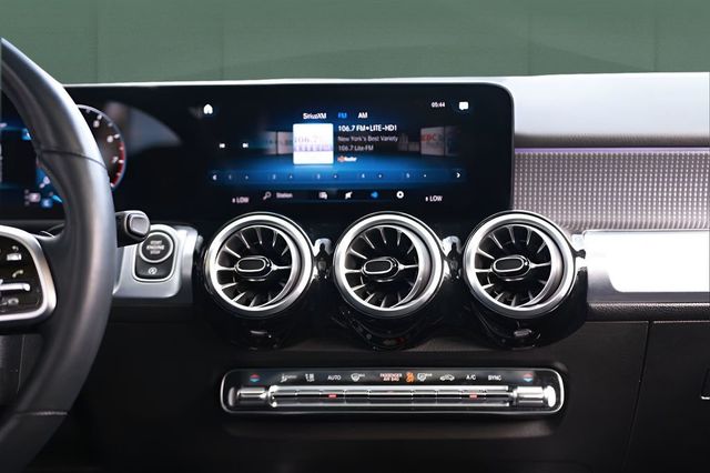 2023 Mercedes-Benz GLB GLB 250 4MATIC SUV - 23078398 - 33