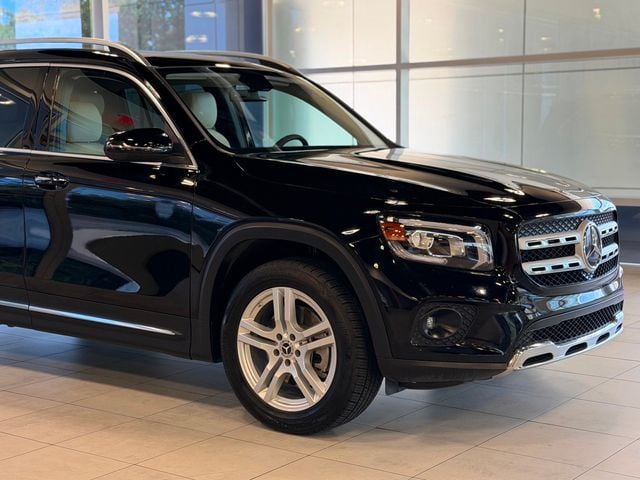 2023 Mercedes-Benz GLB GLB 250 4MATIC's photo
