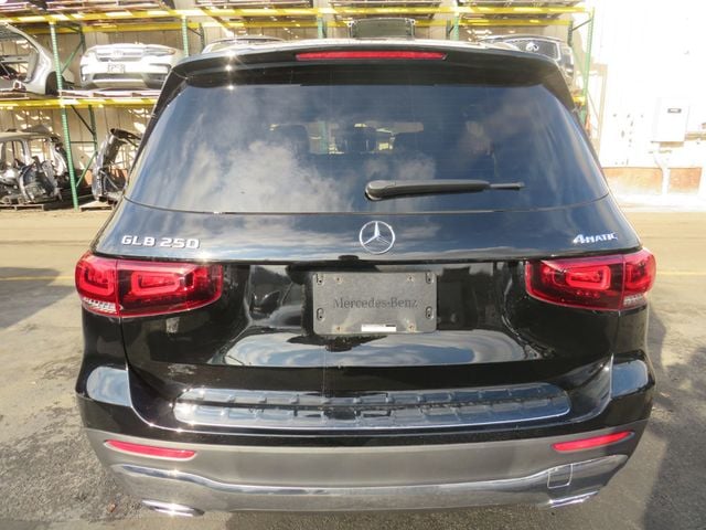 2023 Mercedes-Benz GLB GLB 250 4MATIC SUV (Clear Title) - 22969696 - 7