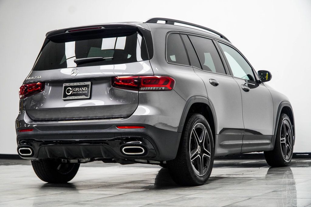 Mercedes-Benz GLB GLB 250 photo 13