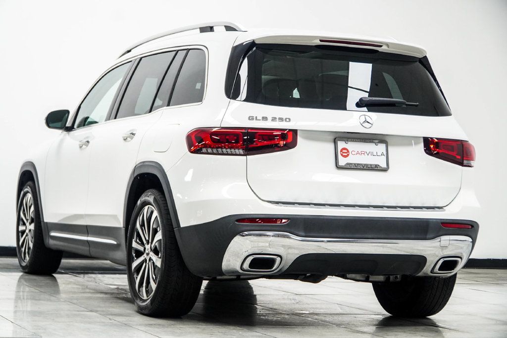 Mercedes-Benz GLB GLB 250 photo 12