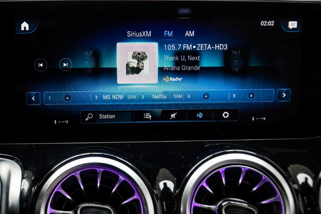 Mercedes-Benz GLB GLB 250 photo 26
