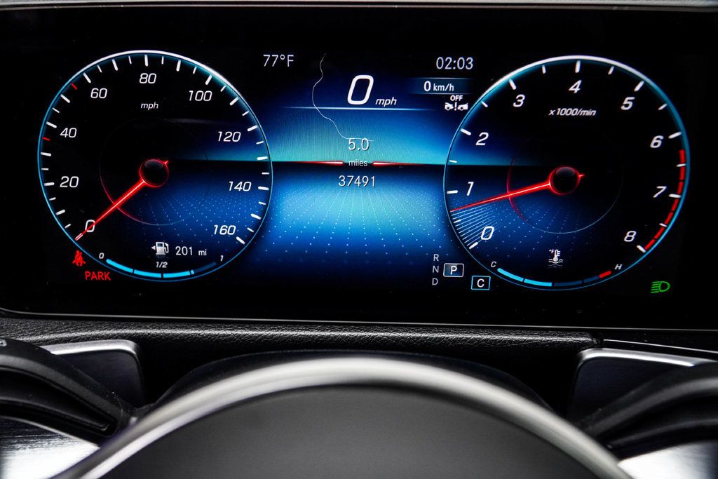 Mercedes-Benz GLB GLB 250 photo 33