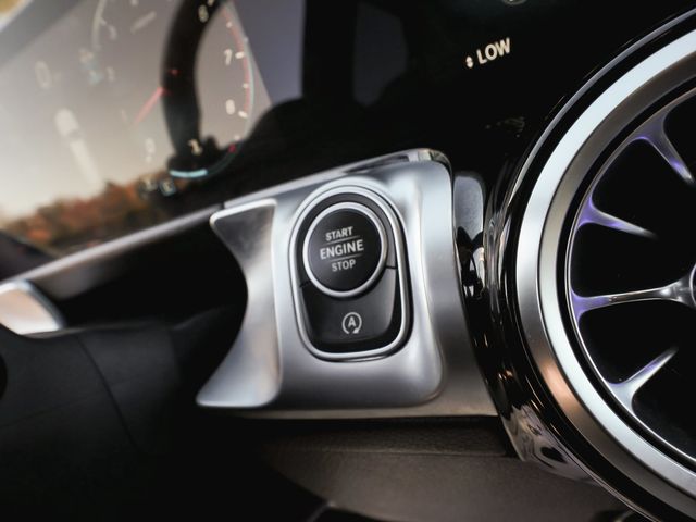 2023 Mercedes-Benz GLB 250 4MATIC - 23096045 - 23