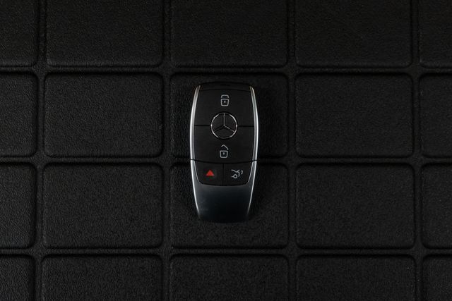 2023 Mercedes-Benz GLC GLC 300 4MATIC Coupe - 22973131 - 50