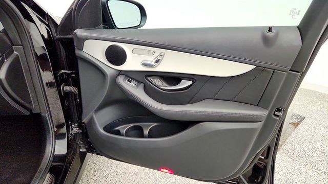 2023 Mercedes-Benz GLC GLC 300 4MATIC Coupe w/ AMG Line & Night Packages - 23034698 - 25