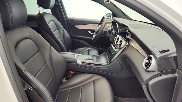 2023 Mercedes-Benz GLC GLC 300 4MATIC Coupe w/ Burmester Surround Sound - 23015392 - 22