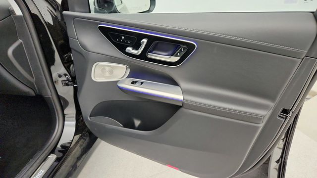 2023 Mercedes-Benz GLC GLC 300 4MATIC SUV - 22942030 - 24