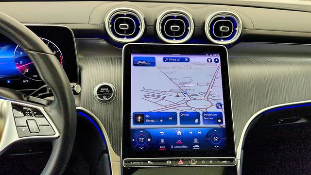 2023 Mercedes-Benz GLC GLC 300 4MATIC SUV, Exclusive with Panorama Sunroof - 23021148 - 16