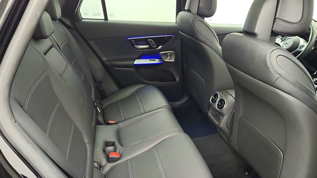 2023 Mercedes-Benz GLC GLC 300 4MATIC SUV, Exclusive with Panorama Sunroof - 23021148 - 22