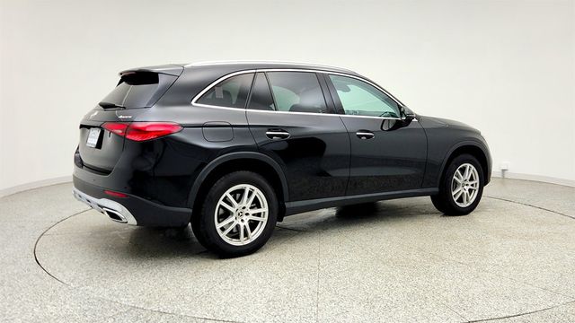 2023 Mercedes-Benz GLC GLC 300 4MATIC SUV, Exclusive with Panorama Sunroof - 23021148 - 4