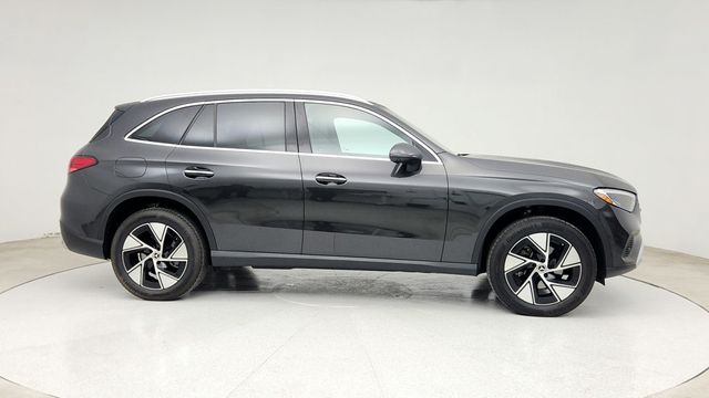 2023 Mercedes-Benz GLC GLC 300 4MATIC SUV, Exclusive w/ Panorama Sunroof & 19'' Wheels - 22940968 - 3