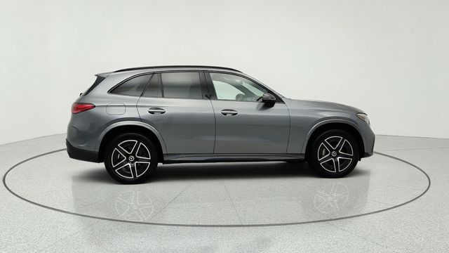 2023 Mercedes-Benz GLC GLC 300 4MATIC SUV, Pinnacle w/ AMG Line & Driver Assist. Pkgs - 23044576 - 3