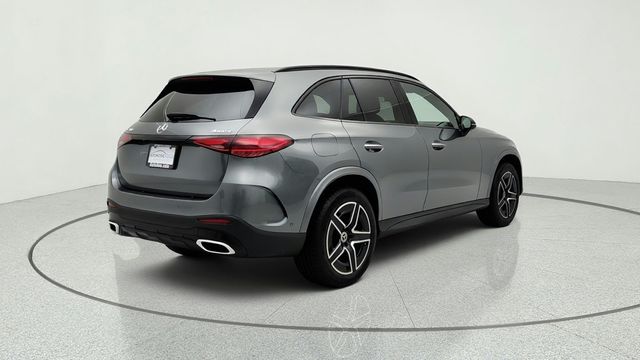 2023 Mercedes-Benz GLC GLC 300 4MATIC SUV, Pinnacle w/ AMG Line & Driver Assist. Pkgs - 23044576 - 4
