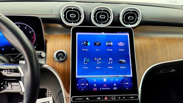 2023 Mercedes-Benz GLC GLC 300 4MATIC SUV w/ AMG Line & Exclusive Trim Package - 23070867 - 15