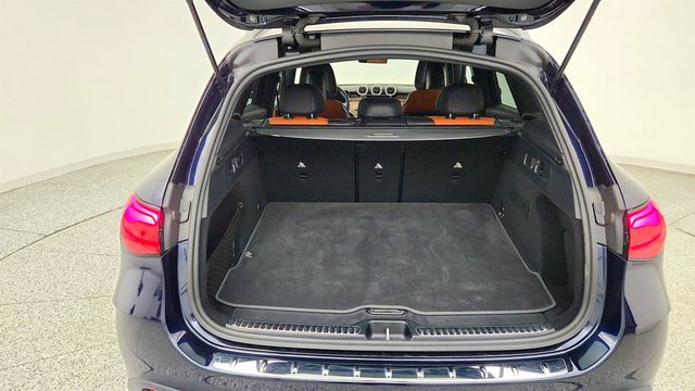 2023 Mercedes-Benz GLC GLC 300 4MATIC SUV w/ AMG Line & Exclusive Trim Package - 23070867 - 20