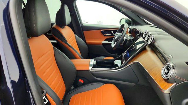 2023 Mercedes-Benz GLC GLC 300 4MATIC SUV w/ AMG Line & Exclusive Trim Package - 23070867 - 22